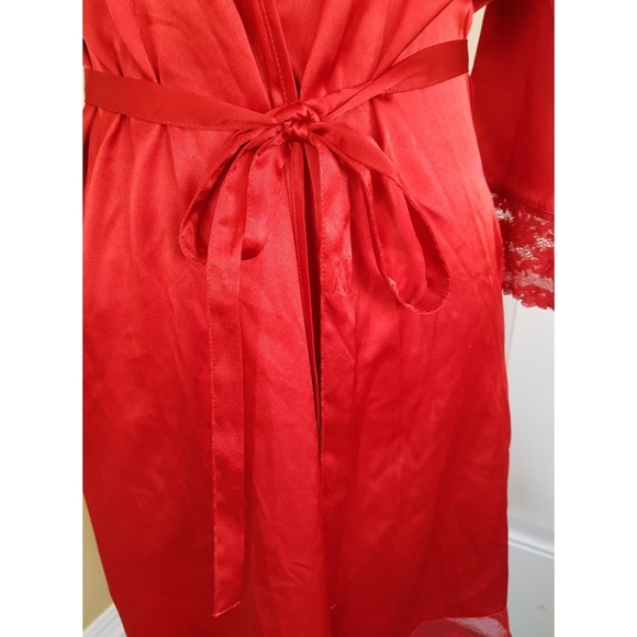 Calvin Klein Red Satin Robe - Picture 4 of 16
